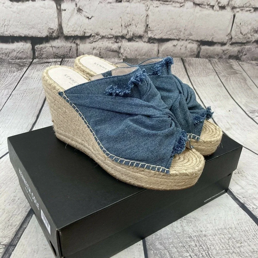 kenneth cole Women’s Otta Blue Denim espadrille wedges size 9.5M New in box.